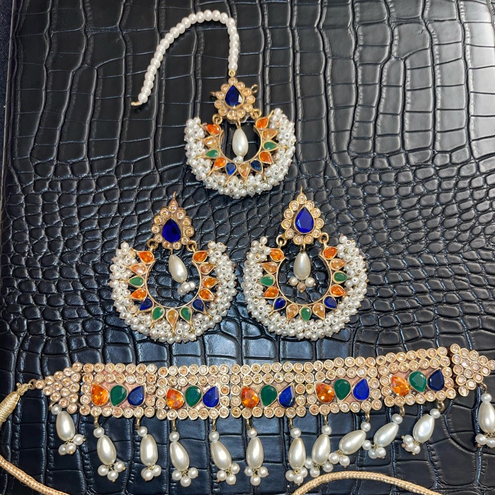 2 Kundan Bridal indian/pakistani Jewelry